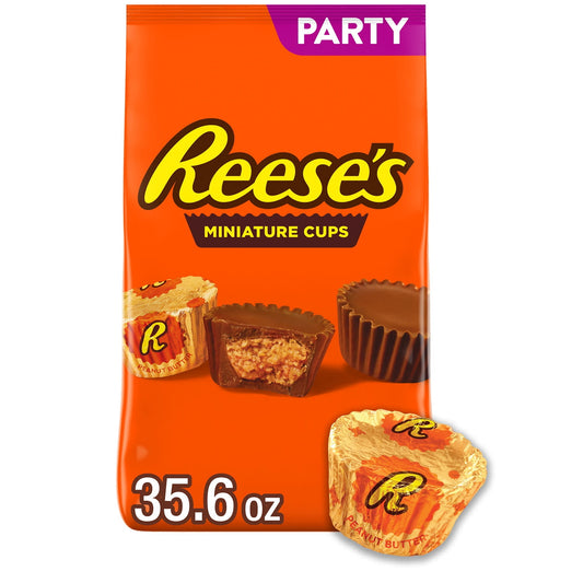 Don't let their small size fool you: REESE'S Miniatures milk chocolate peanut butter cups are huge on chocolate candy and peanut butter taste. Individually wrapped, bite size and perfectly pop-able, REESE'S Miniatures candies make a delicious anytime treat. Plus, this party pack ensures you'll have plenty for all your friends and family during get-togethers. You can even have this bag tag along with you as you begin a road trip adventure or enjoy a midday pick-me-up at the office. All you have to do is unwr